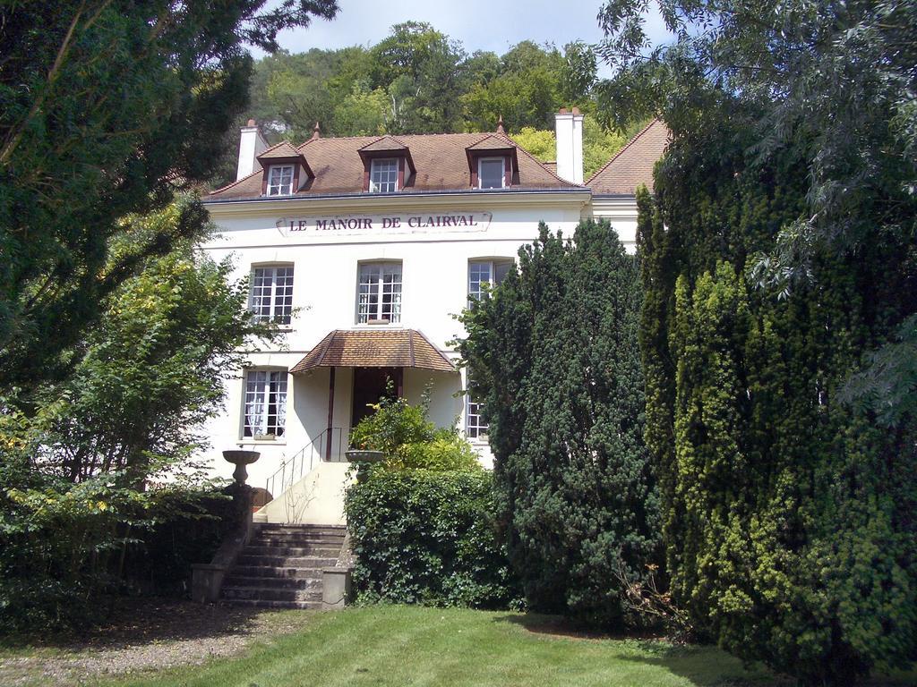 Hotel Les 3 Falaises à Le Thuit Extérieur photo